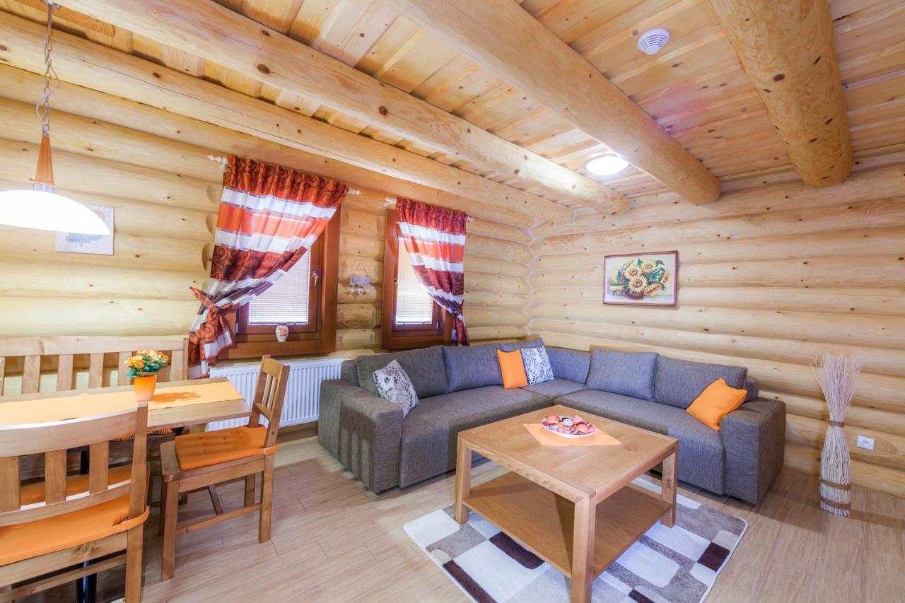 Relax Apartmany Oscadnica Exteriör bild